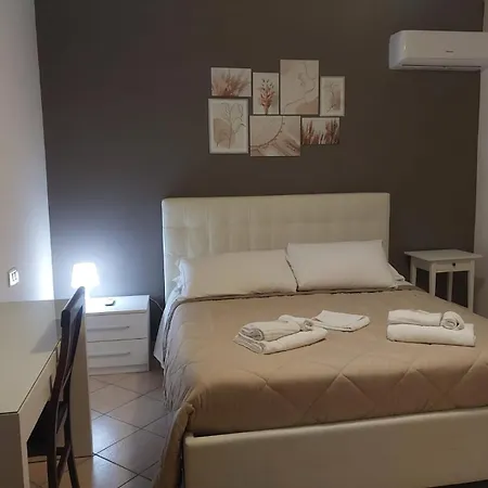 Speedy Guest - Vicino Aeroporto E Fiera Homestay szállás Fiumicino